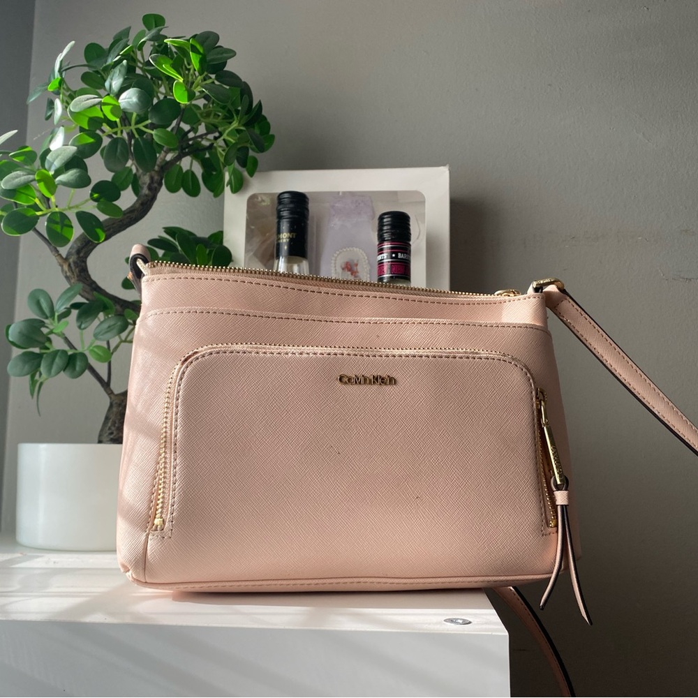 Calvin Klein Crossbody